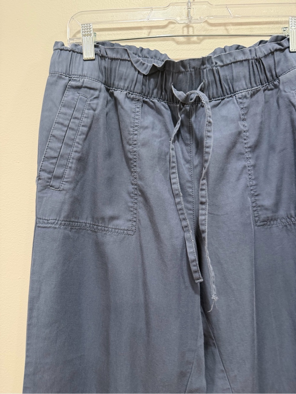 LOFT Outlet Blue Lyocell Blend Jogger Pants Women’s Medium - Picture 3 of 10